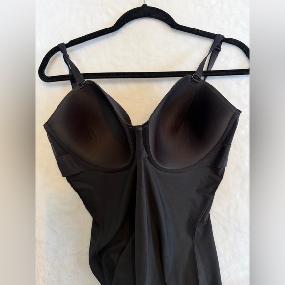 ASSETS BY SPANX Black Shapewear Bodysuit - Picture 8 of 12